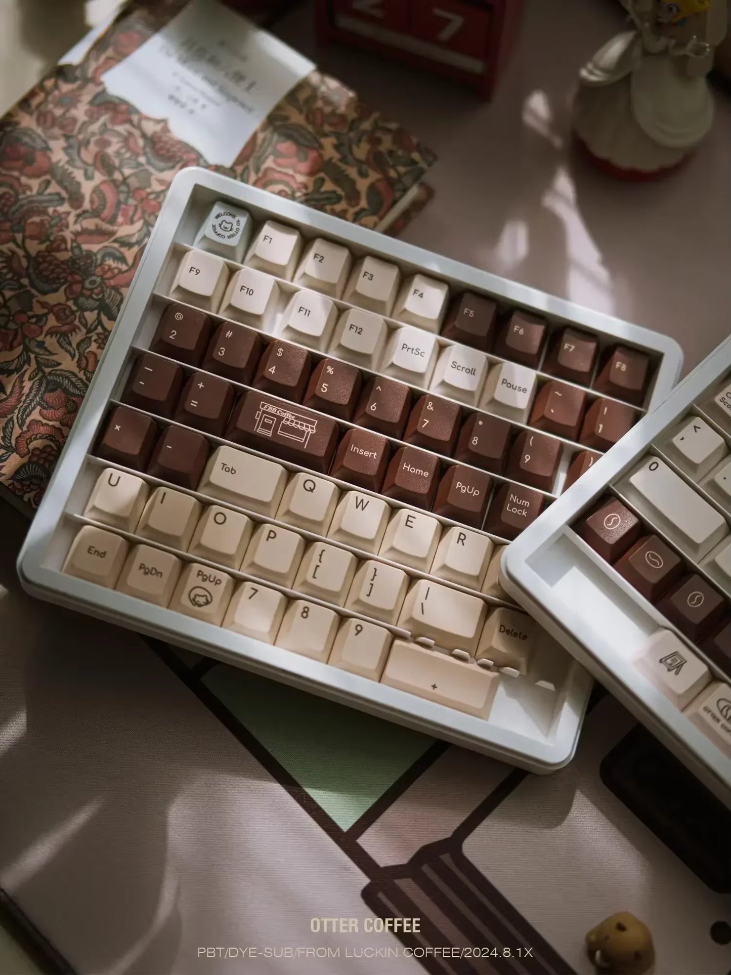 FBB - OTTER COFFEE KEYCAPS