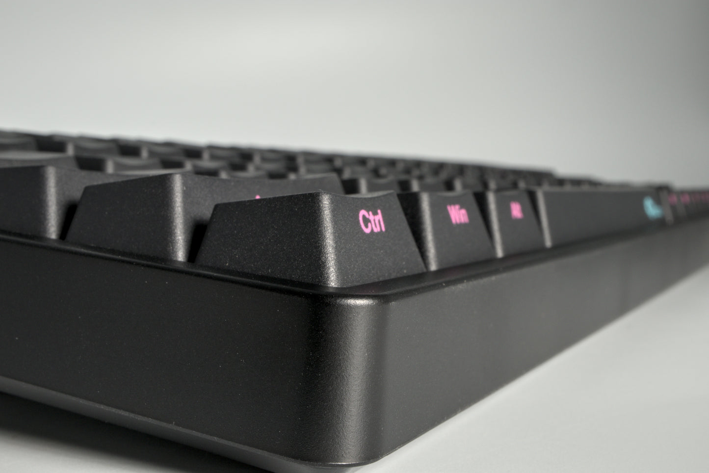 AKKO 5087S MIDNIGHT QMK WITH SIDE PRINTED KEYCAPS