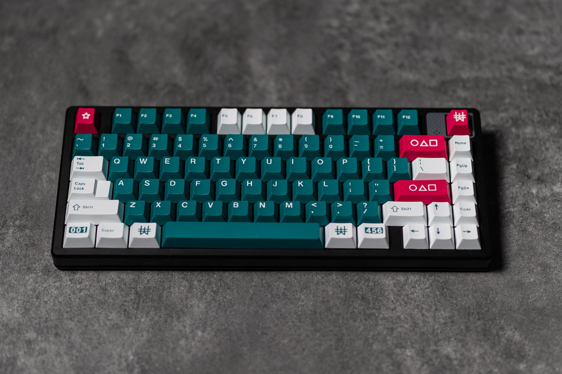 JTK Winner keycap set